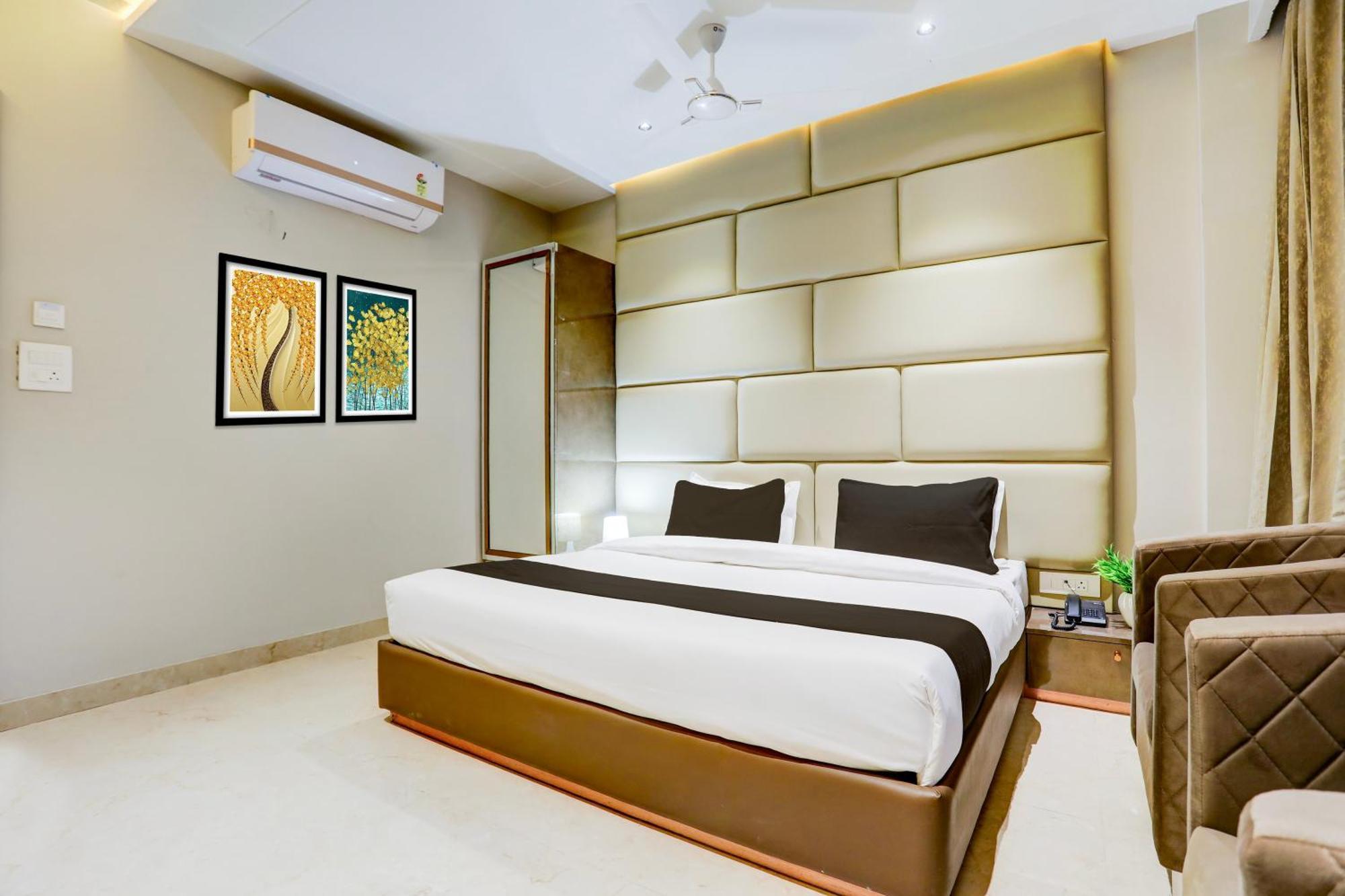Super Collection O Belgacihia Near Kolkata Railway Station Hotel Гвалиор Екстериор снимка
