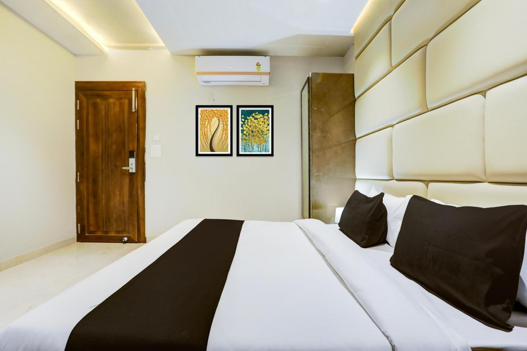 Super Collection O Belgacihia Near Kolkata Railway Station Hotel Гвалиор Екстериор снимка