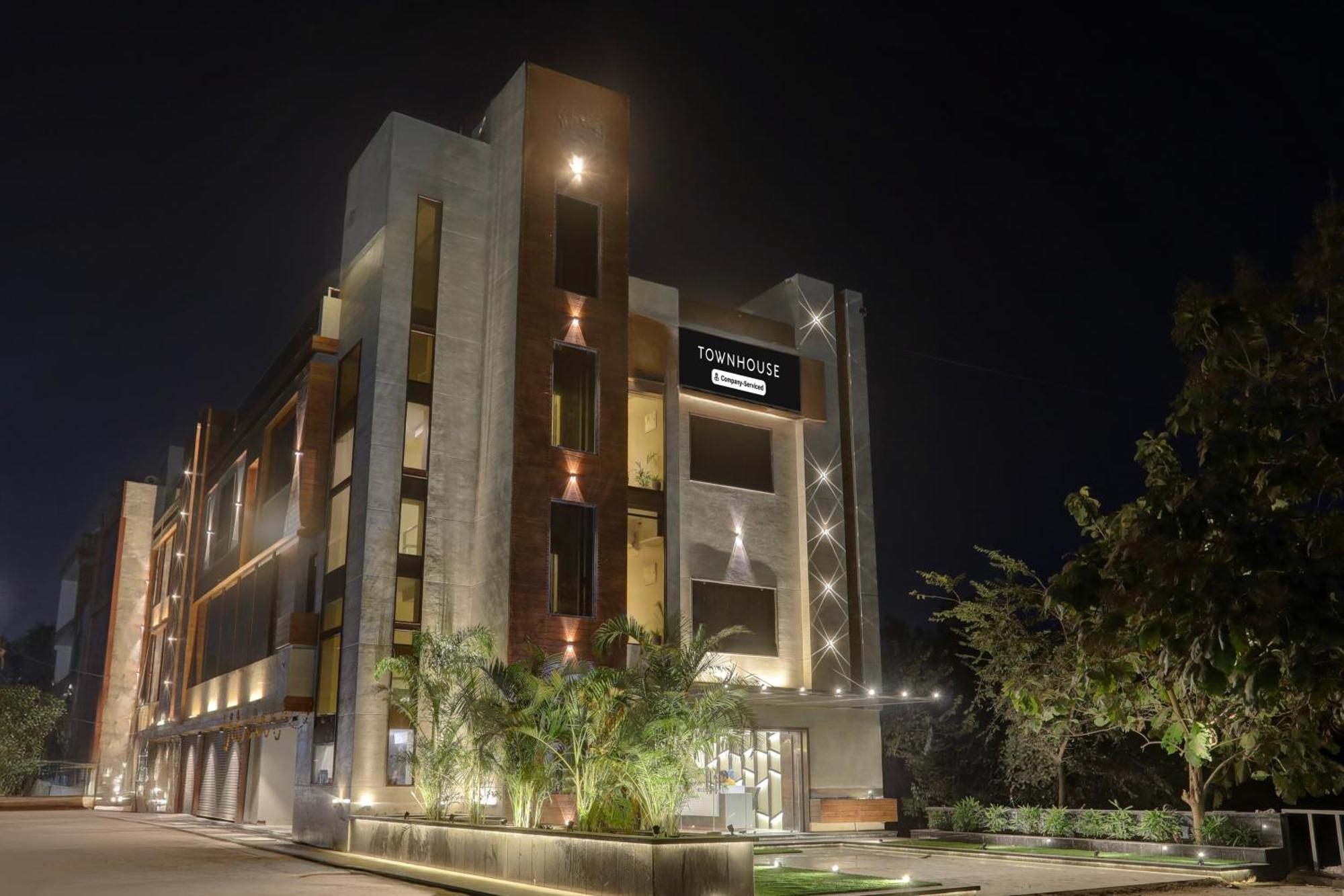 Super Collection O Belgacihia Near Kolkata Railway Station Hotel Гвалиор Екстериор снимка
