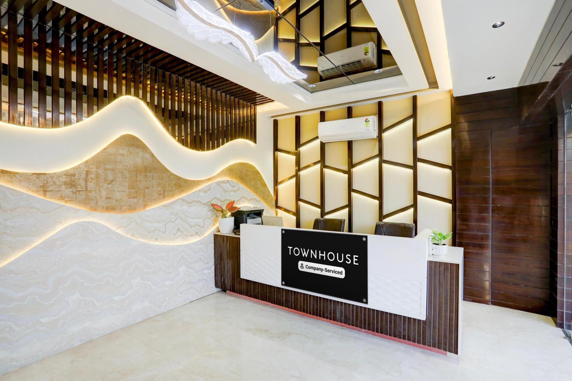 Super Collection O Belgacihia Near Kolkata Railway Station Hotel Гвалиор Екстериор снимка